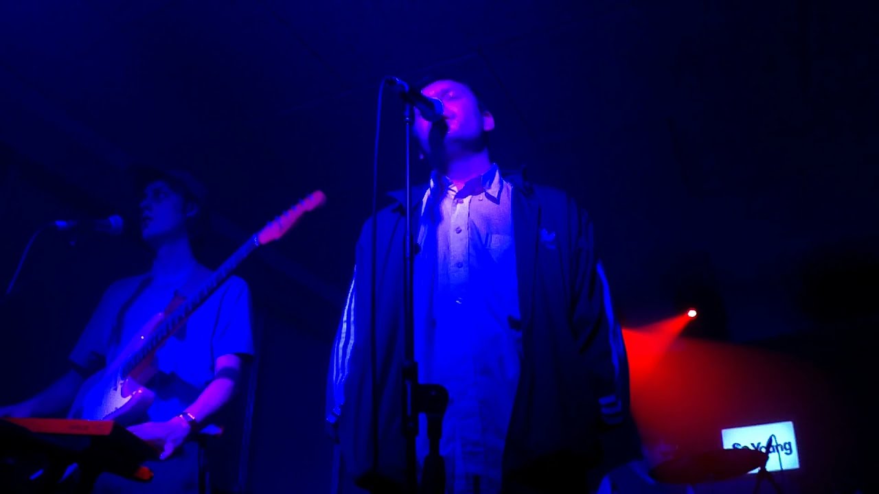 Смотреть «Hotel Lux - Daddy - Live @ The Social 28/10/2021 (8 of 10)» на YouTube Смотреть «Hotel Lux - Daddy - Live @ The Social 28/10/2021 (8 of 10)» на YouTube