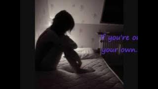 Download lagu The Corrs - Everybody hurts (with lyrics)