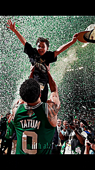 Deuce and Jayson Tatum 💚🔥