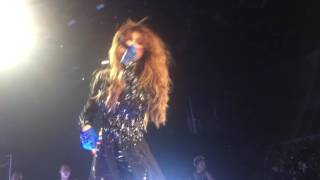 Front row hd selena gomez slow down live at revival tour san diego
2016