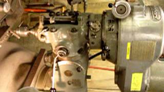 Bridgeport kneemill video clip of spindle   Allis Roller