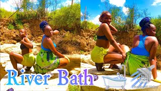 African GIRLS  Bathing in The River😂😂😂 // RIVER BATH Amazing 😻😻😻#mustwatch #video #comedy #shorts