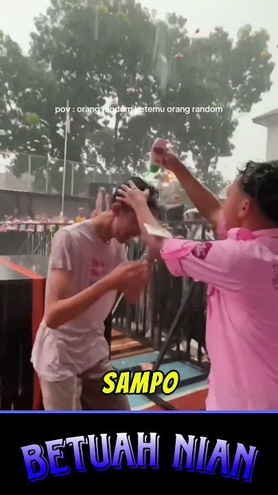 Download lagu asyik juga melihat orang random mandi hujan