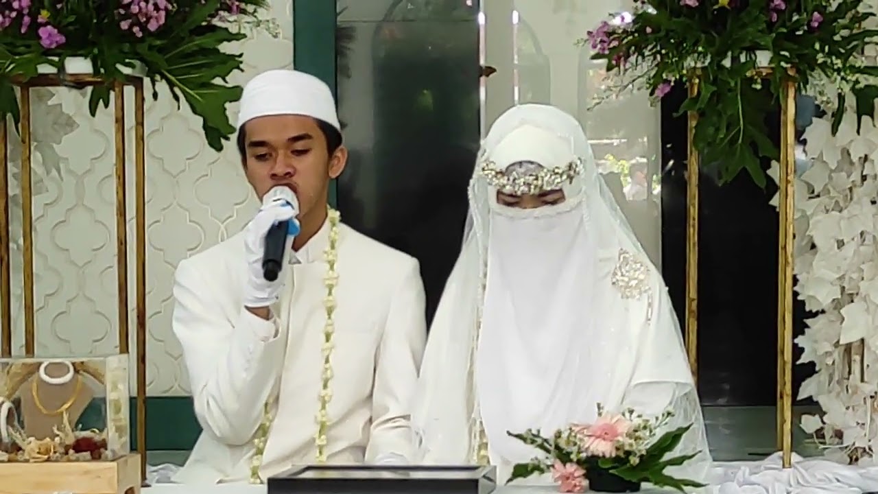 Airmata Pengantin Saat Membaca Al Quran Penuh Haru   Hafidz dan Hafidzah Menikah