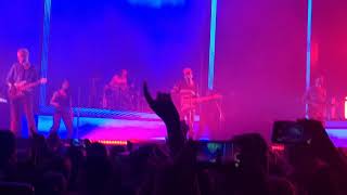 The 1975 - She's American Live at Arena Birmingham