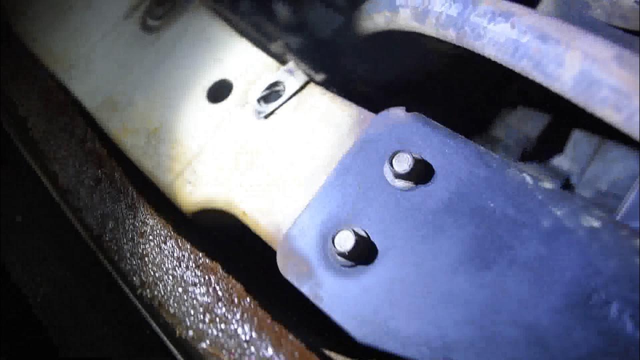 RADIATOR REPLACEMENT 99 FORD TAURUS - YouTube