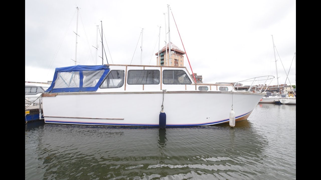 Cruiser Turbo Express for sale by YACHTS.CO International