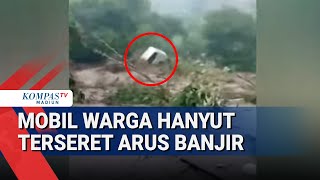 Flash Floods in Kudus, Residents' Cars Swept Away