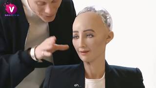 Robot Sophia Uyanıyor! Dünyayı Yok Edeceğim!