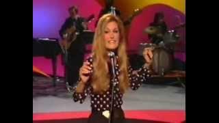Dalida - Les Choses De L'Amour (Live 1972)