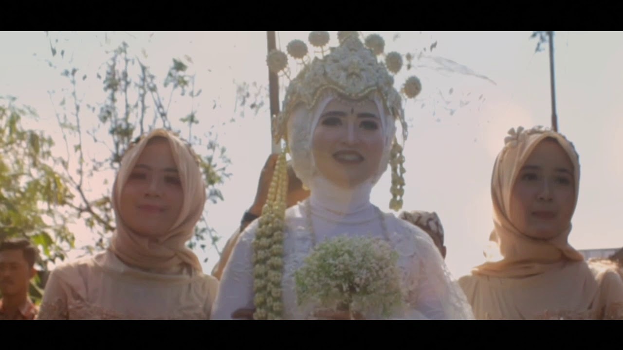 Wedding Cinematic Simple Of Rina Apip Backsound Deen Assalam Nissa Sabyan By D Art Studio Youtube