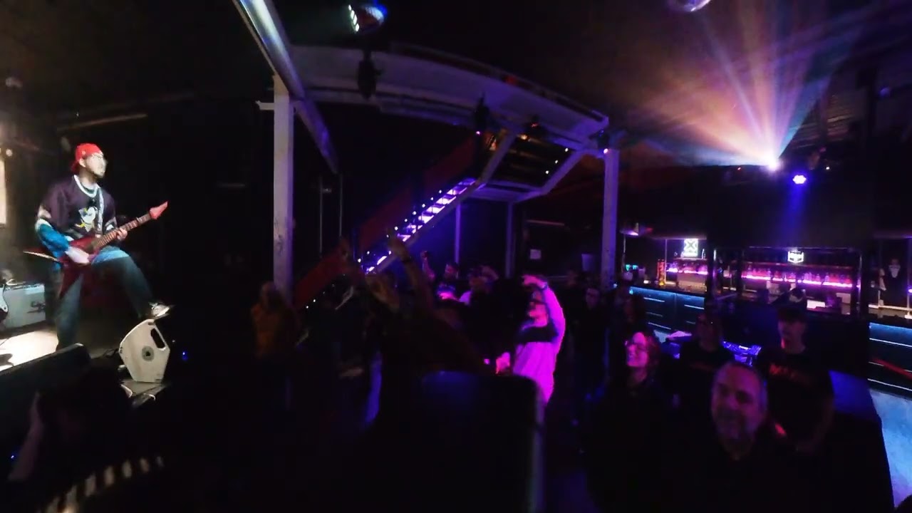 Sons Of NU-METAL - Chop Suey live @Estraperlo