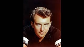 Bobby Darin - Softly, As I Leave You(1965)