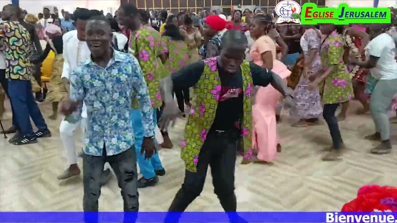 🚫⭕️‼️BELLE PRESTATION DU CHANTRE Lazare OUEDRAOGO📍Lieu: 𝗟'𝗘𝗴𝗹𝗶𝘀𝗲 𝗝𝗘𝗥𝗨𝗦𝗔𝗟𝗘𝗠 (𝗖𝗣𝗗𝗘-𝗝𝗢𝗠)