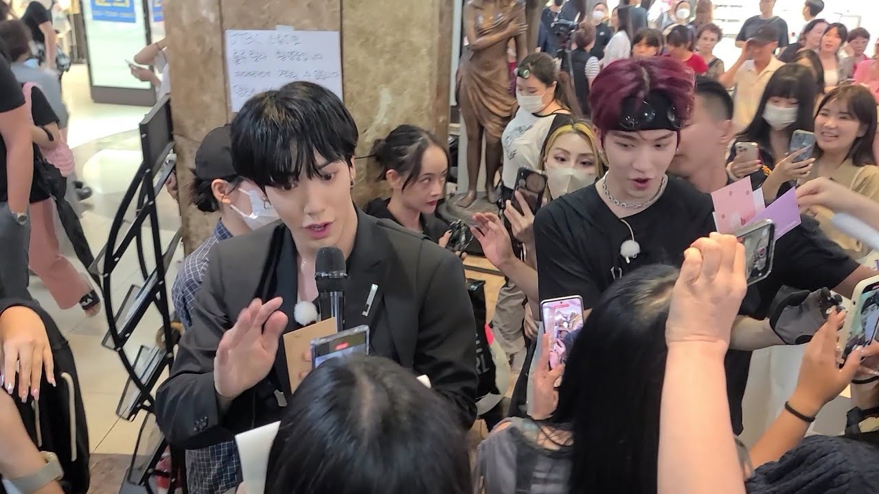 n.SSign(엔싸인) - Ending | Guerrilla Concert(Shopping Center)