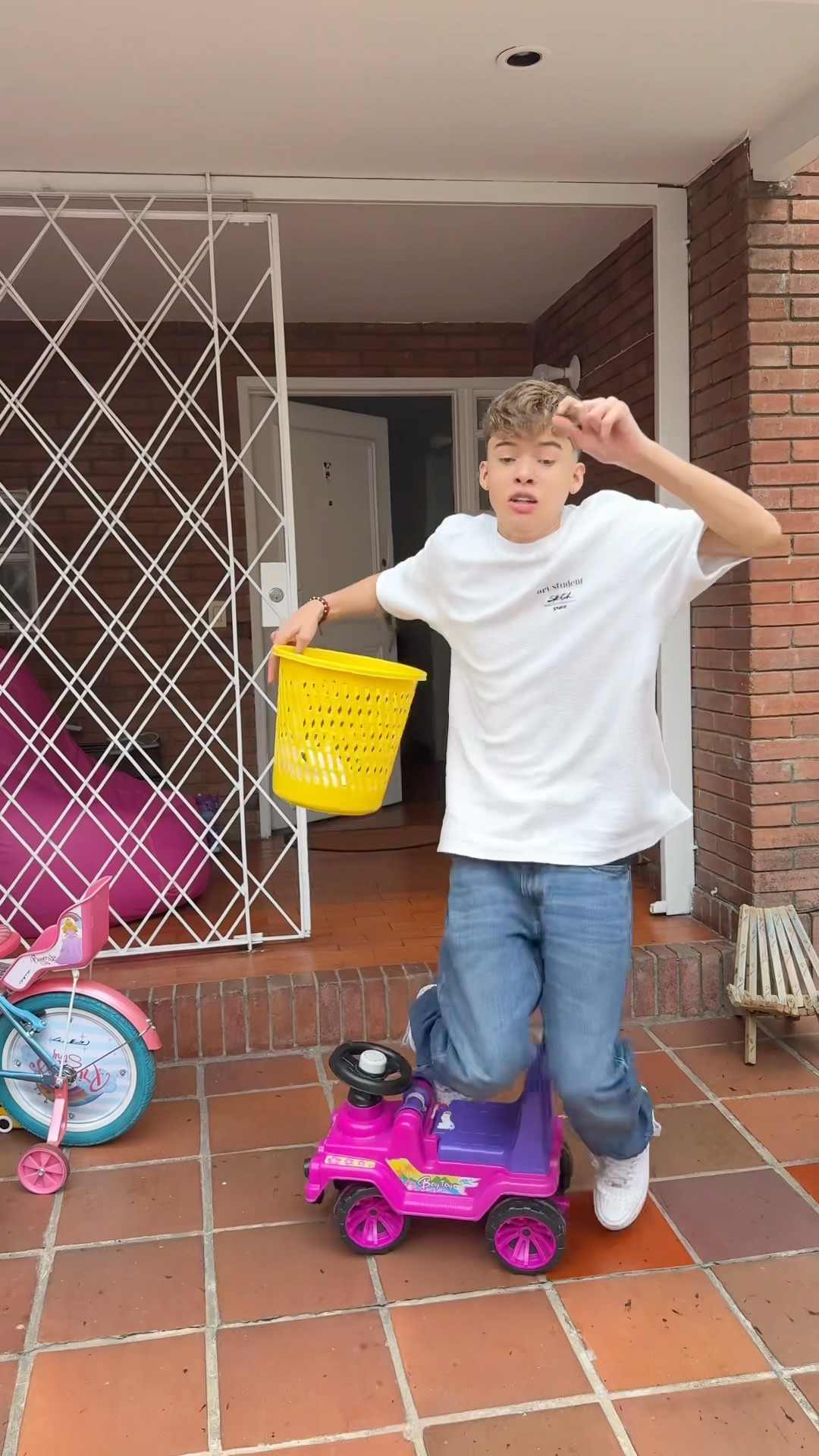 LOS PEPELES DEL BAÑO #humor #cosasdefamilia #comedia #humorfamiliar #comedy #cosasdemamas #shortvi