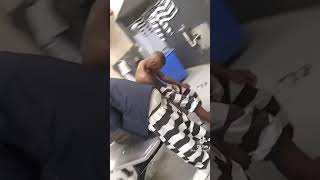 When Prisoners Get iPhones in Jail screenshot 1