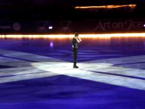 Art on Ice 2010 Lausanne - Stphane Lambiel skates to Anastacia singing "In your eyes" live