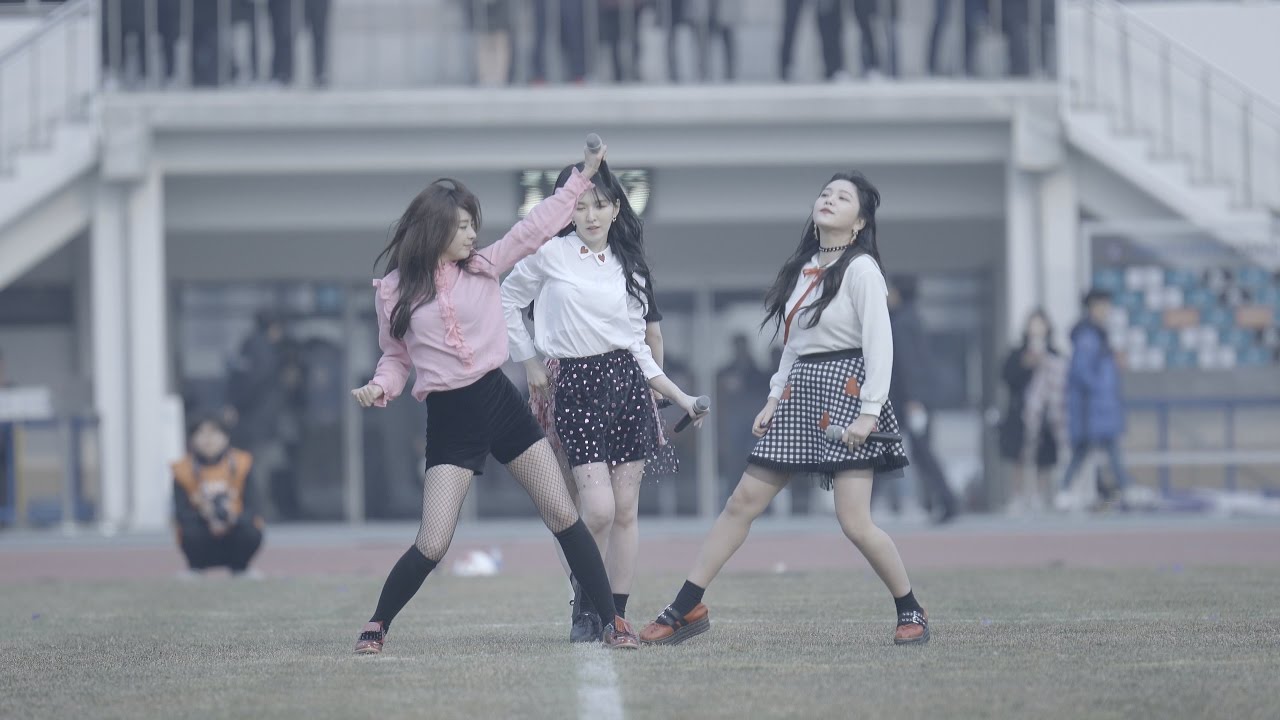 원본 (no color grading) Ver. [4k Fancam/직캠]170305 레드벨벳 (Red Velvet) - Rookie(루키) @안양종합운동장 축구