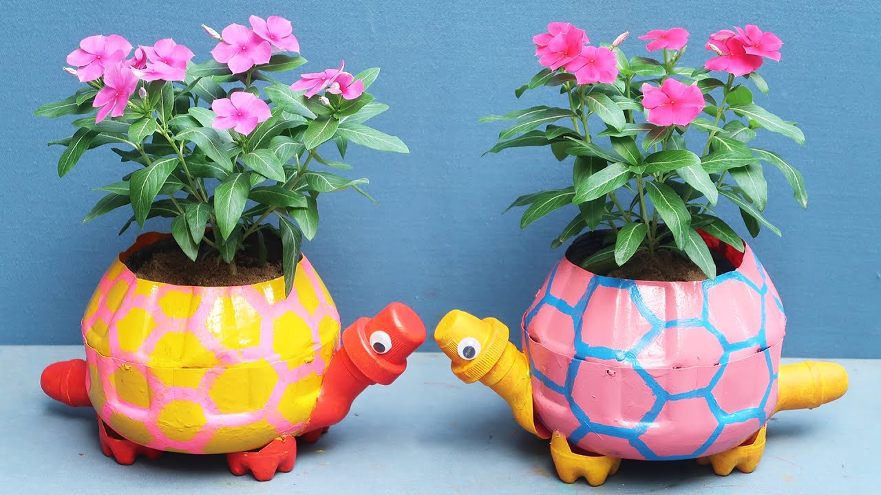 Красивые цветочные горшки в форме черепахи из переработанной пластиковой бутылки