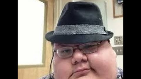 [tf2] weird guy on idle server