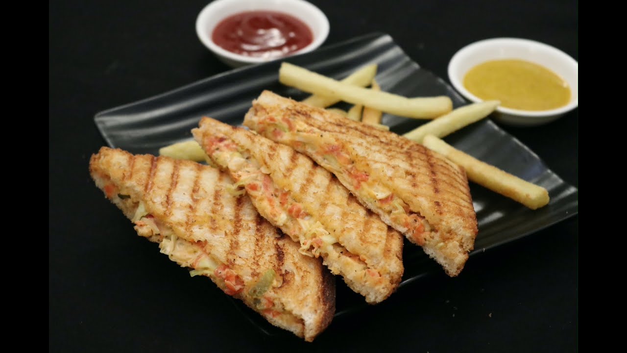 Healthy Veg Grilled Sandwich Recipe in Hindi | Breakfast Sandwich | वेज सैंडविच | By Arti Dara | Chilli & Chai By Arti Dara