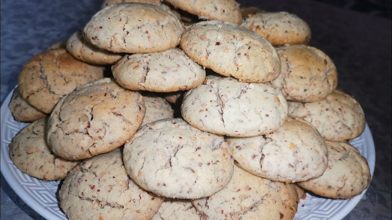 بهلة ساهلة مقومة على حقها وطريقها 😋😋