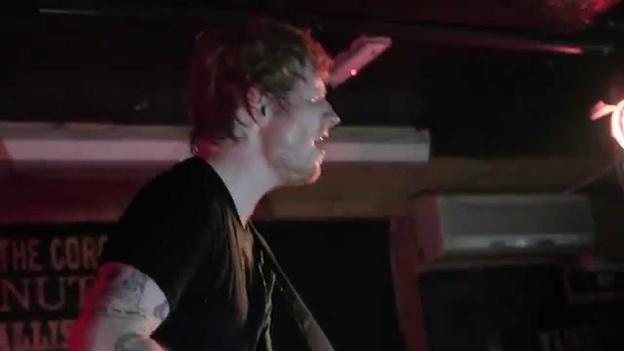 Ed Sheeran - Give Me Love (Live in the Crowd, Ruby Sessions)