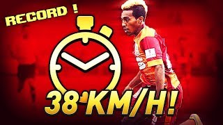 LES JOUEURS LES PLUS RAPIDES DE L'HISTOIRE DU FOOTBALL ! LES JOUEURS LES PLUS RAPIDES DE L'HISTOIRE DU FOOTBALL !