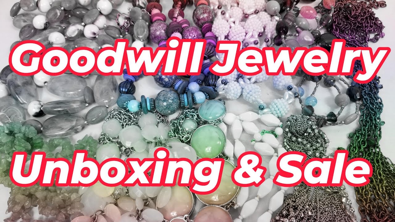 Goodwill Jewelry Unboxing & SALE!! 8623 / Lots of Vintage Jewelry