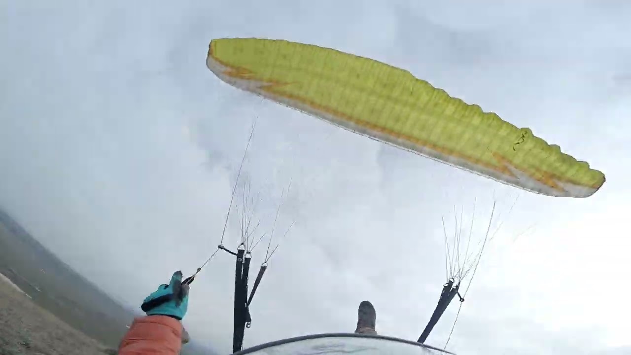 Максим накидывает мне спутки)