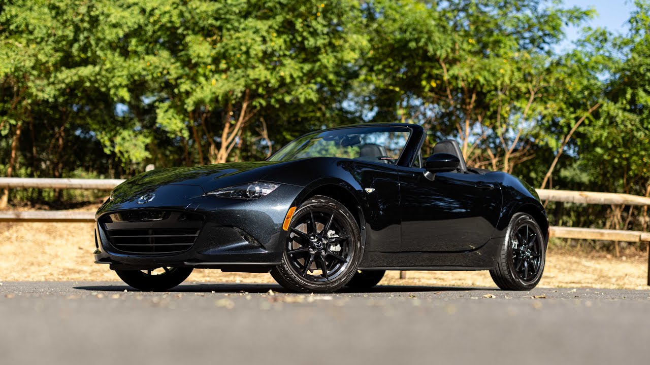 2021 Mazda MX-5 Miata Sport 6-Speed Walk Around - YouTube