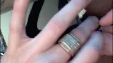 fixing PSP with broken non-functional power button buttons.MP4