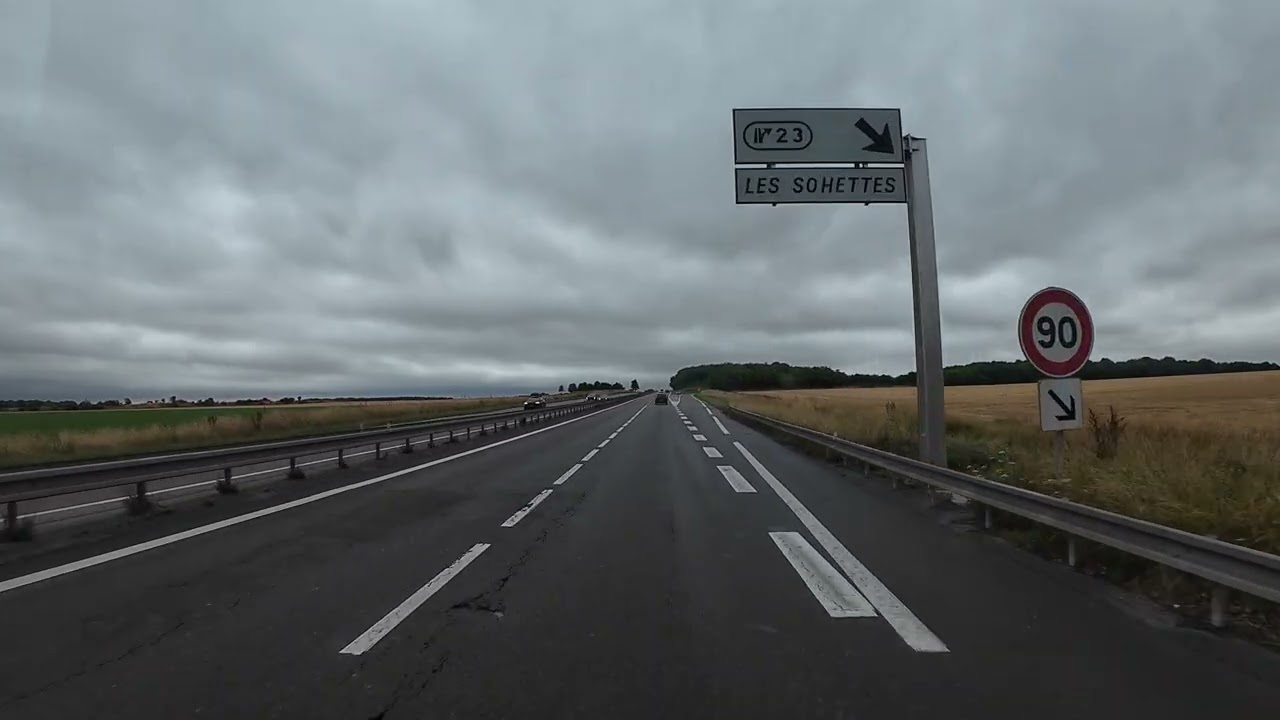 ASMR Bus Ride Through Germany 🇩🇪 – Scenic 4K Highway Journey | No Music, Just Road Sounds 🛣️