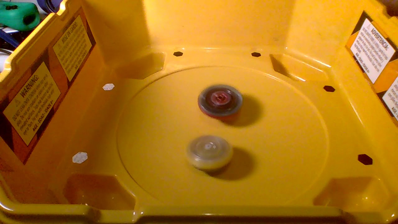 Beyblade Burst Battle: Orpheus O2 .A.D vs Hell Salamander .12.Op - YouTube