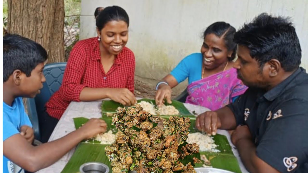 restaurant method  2kg Fried Chicken our family Jolly eating challenge
