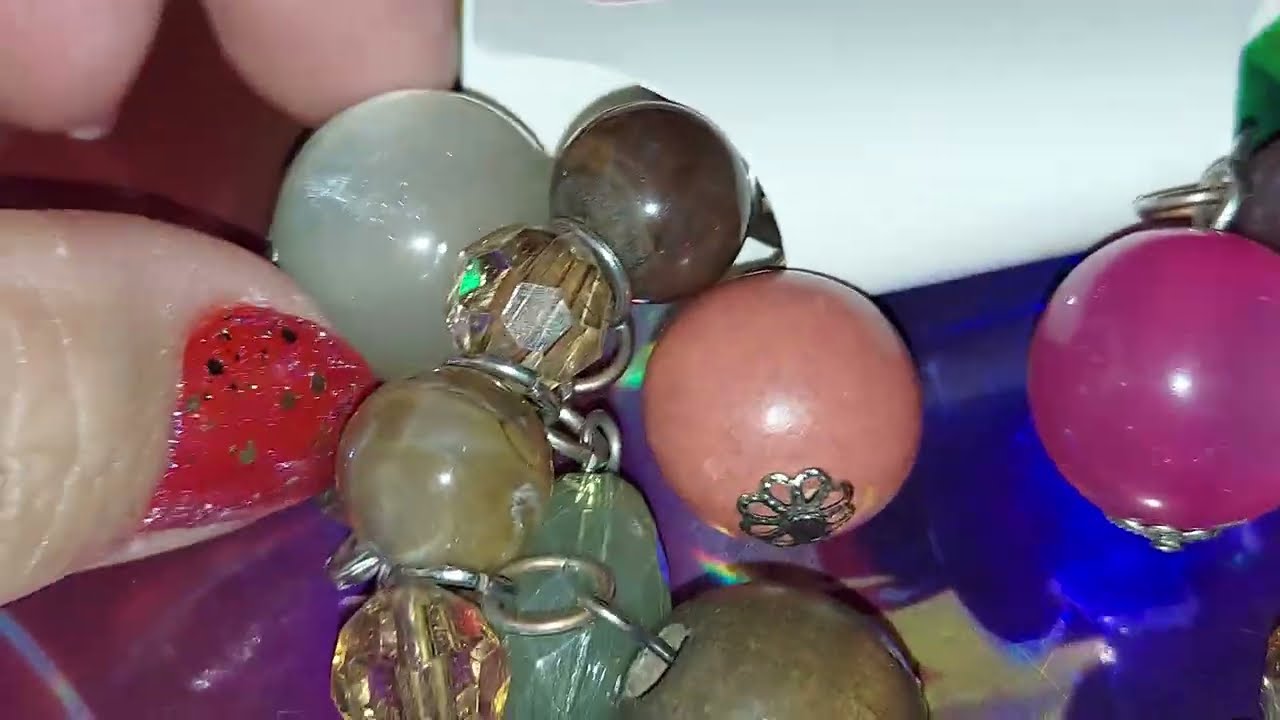 THRIFT STORE FIND TODAY 🇺🇸 $2.35 SOME MOONGLOW BRACELET ✨️ 👩 👍 👌 😃