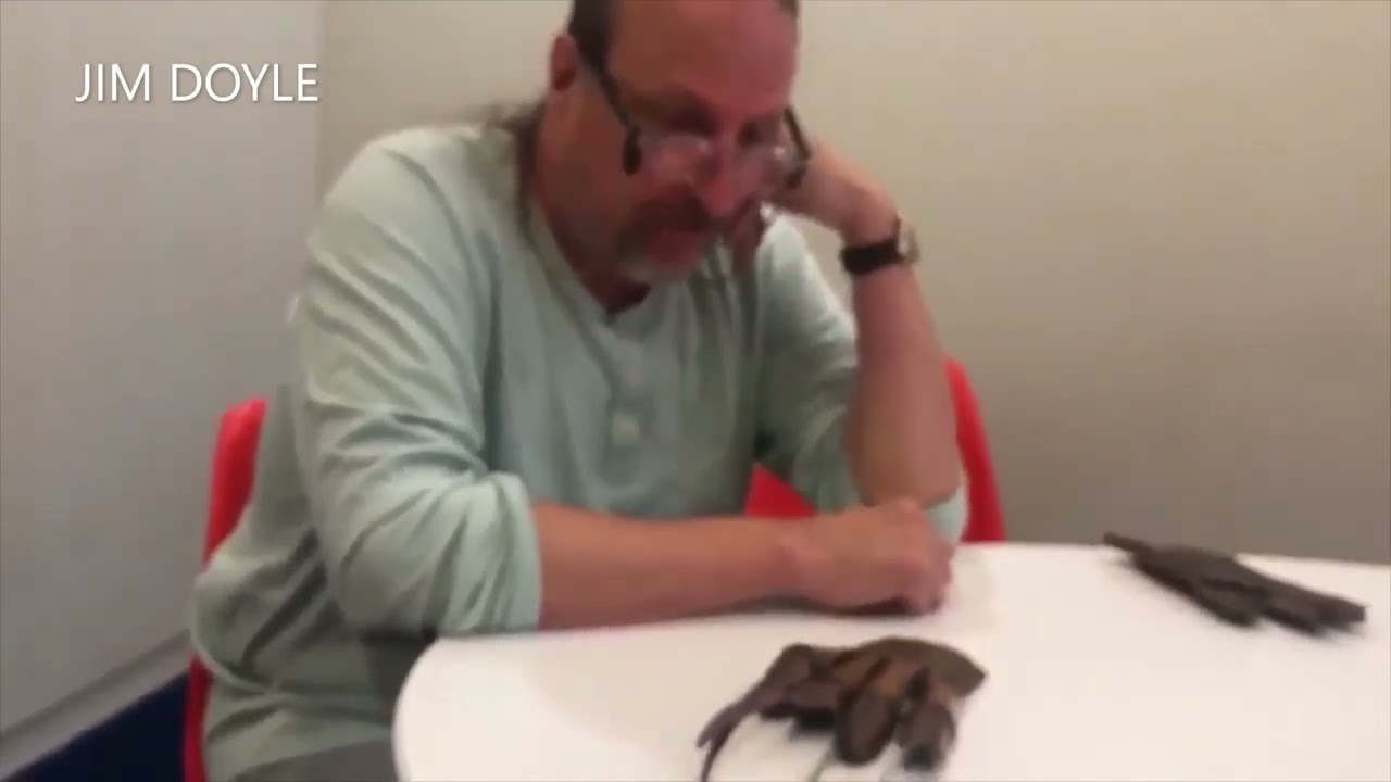 CONFIRMED: Original 1984 Hero Freddy Glove Authenticated by Lou Carlucci and Jim Doyle