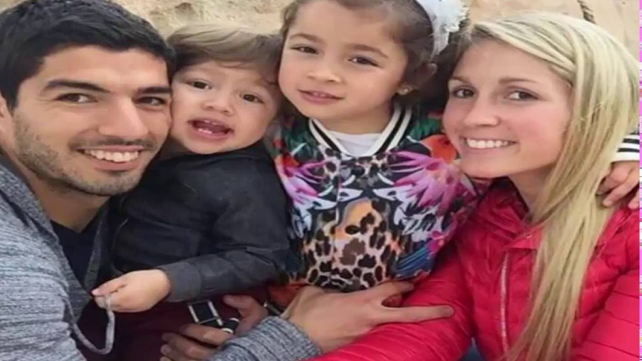 luis suarez girlfriend, suarez wife, suarez family 2016, suarez two child, suar...