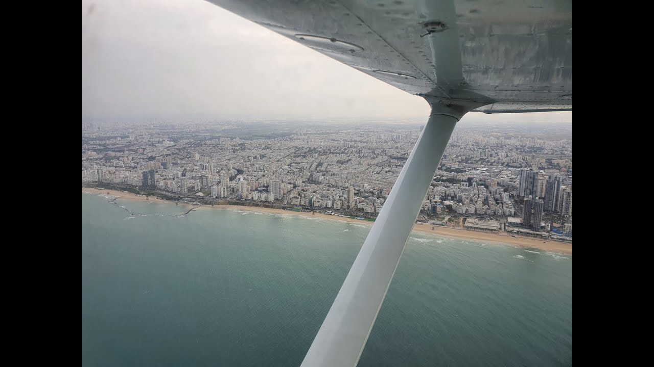 טיסת סיור של המשרד להגנת הסביבה מעל חופי ישראל