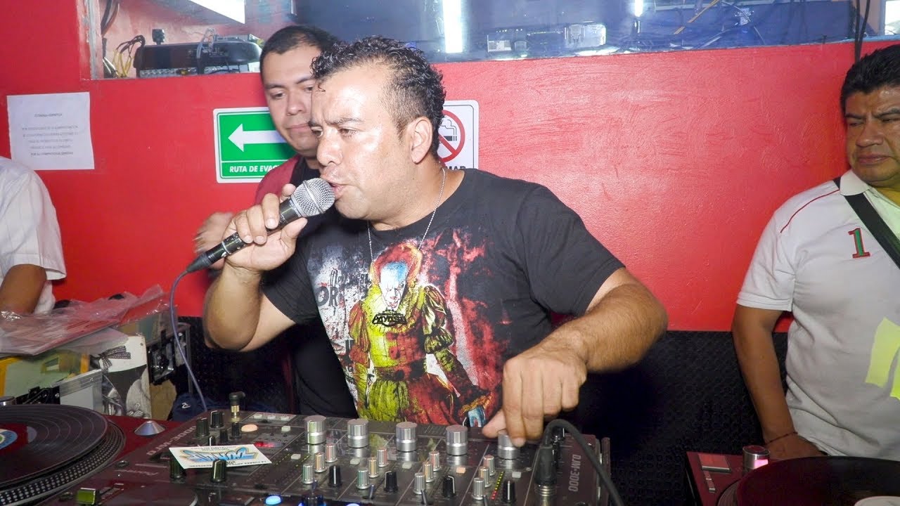 🔥 ASI RECIBIERON A SONIDO PAYASO EN EL SALON CARIBE ((PARA MI BARRIO)) ÉXITO sonido bleach