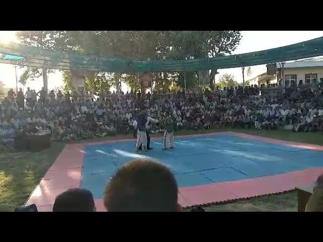 Ringda belbogli qopol kurash