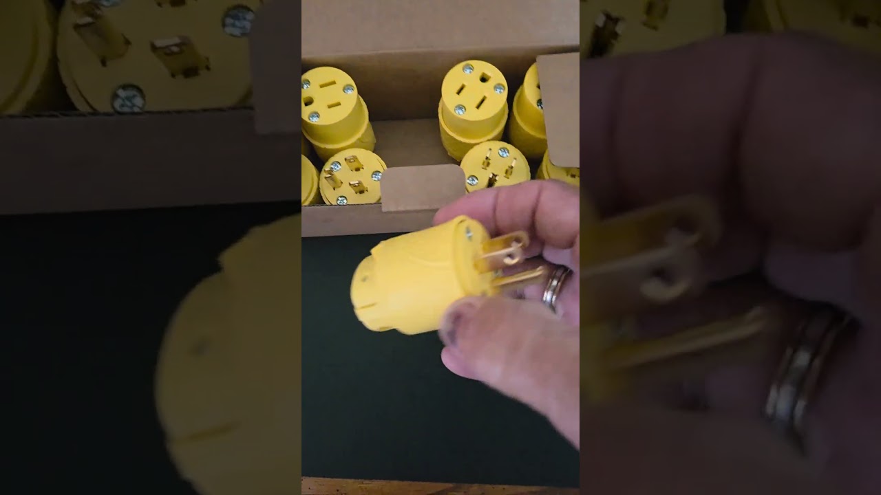 Electrical Replacement Plug 