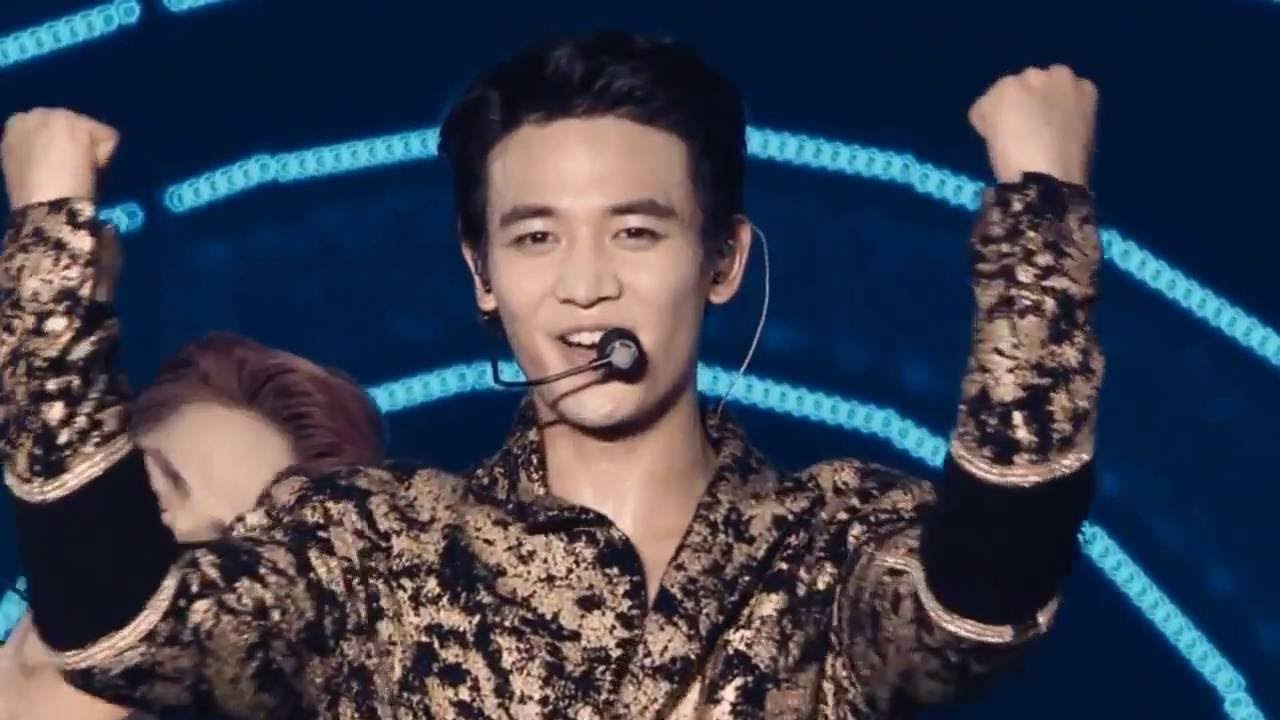 [HD]SHINee(샤이니)-Everybody ( SHINee World Concert 4 )