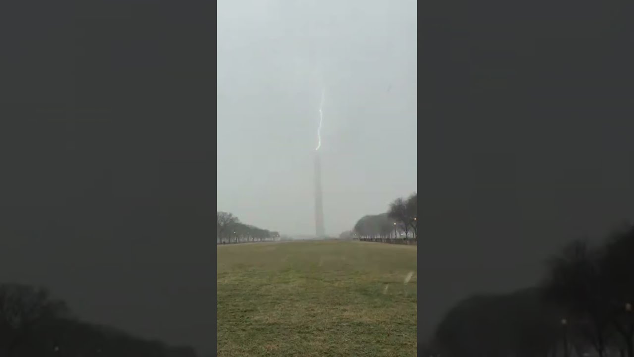 Lightning Strikes The Capitol