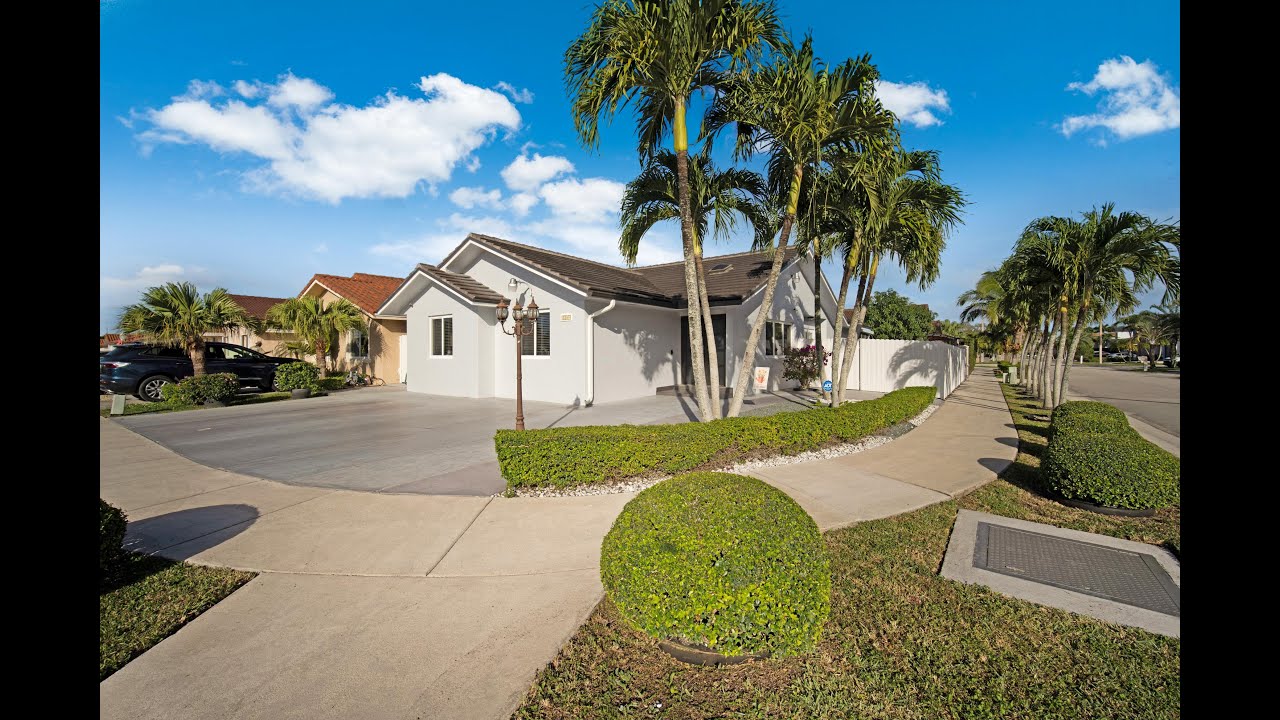 MIAMI HOUSE TOUR | 1285 SW 141 AVE Miami, FL 33184 Miami Cozy Home Apartment Tour