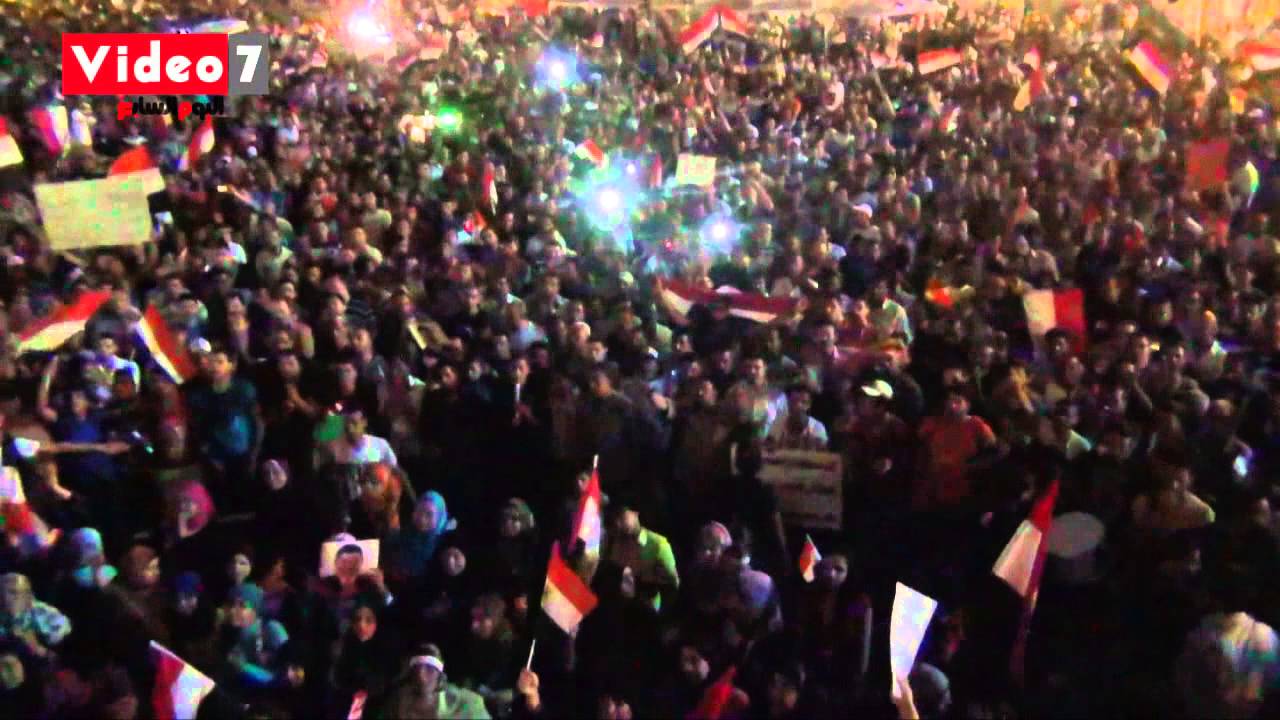 هتافات رحيل نظام «مرسى» تُزلزل ميدان التحرير