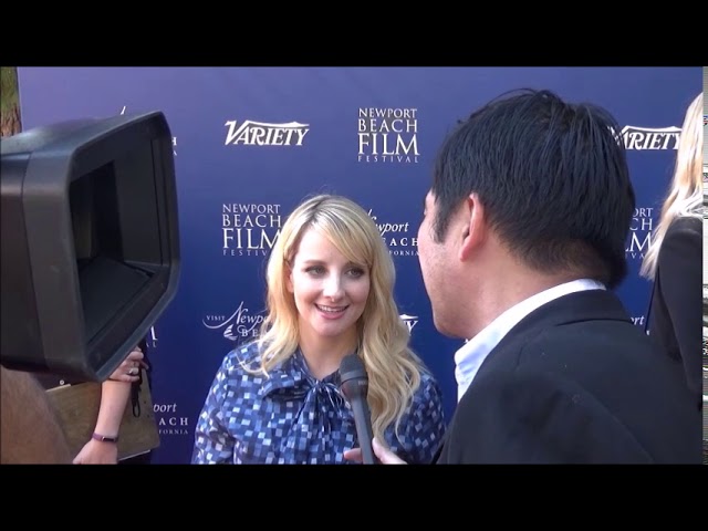 Beach melissa rauch Melissa Rauch