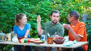 PREPARING FOR A VILLAGE WEDDING | WE ARE GATHERING TABLES AND EATING COLD BORSCHT