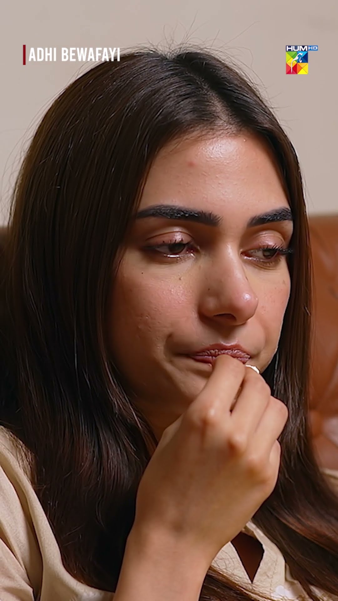 Adhi Bewafayi [BEST MOMENT] #alishbakhan #ahmedtahaghani #faiqkhan #adhibewafayi #shortsfeed #humtv
